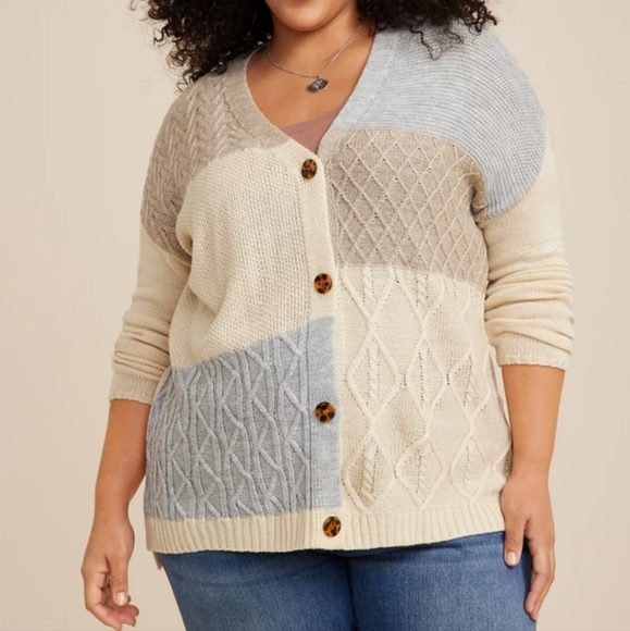 Maurices   Patchwork Cable Knit Cardigan/Size L - Picture 3 of 12
